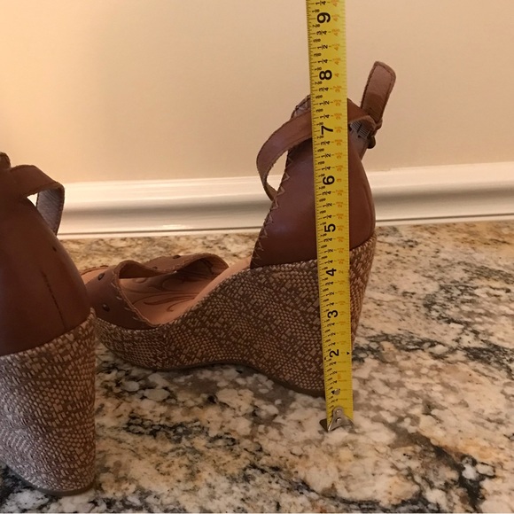 Very nice size 9 wedges - Picture 9 of 13